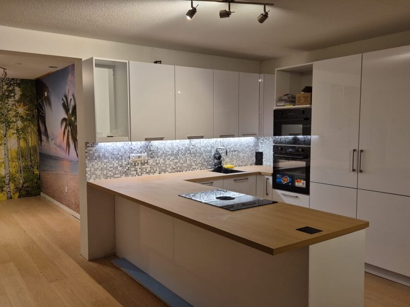 nieuwe keuken - gerealiseerd door Boks bouw-en dakservice